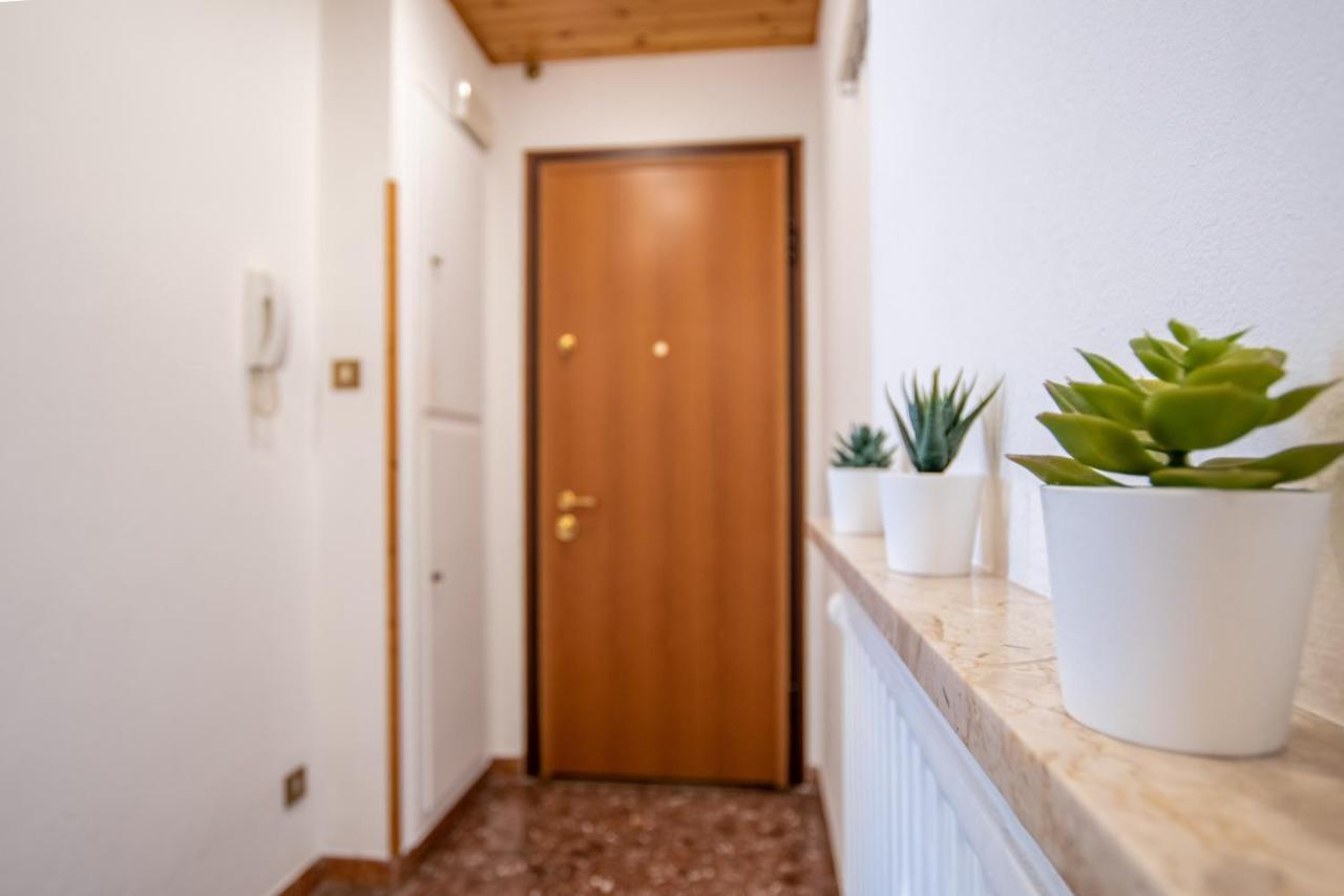 شقة Casa Viale XX Settembre ترييستي المظهر الخارجي الصورة